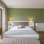 Hotel Garni 3*