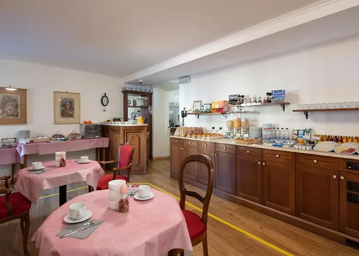 Hotel Garni 3*