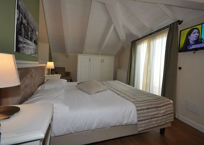 Garni Hotel