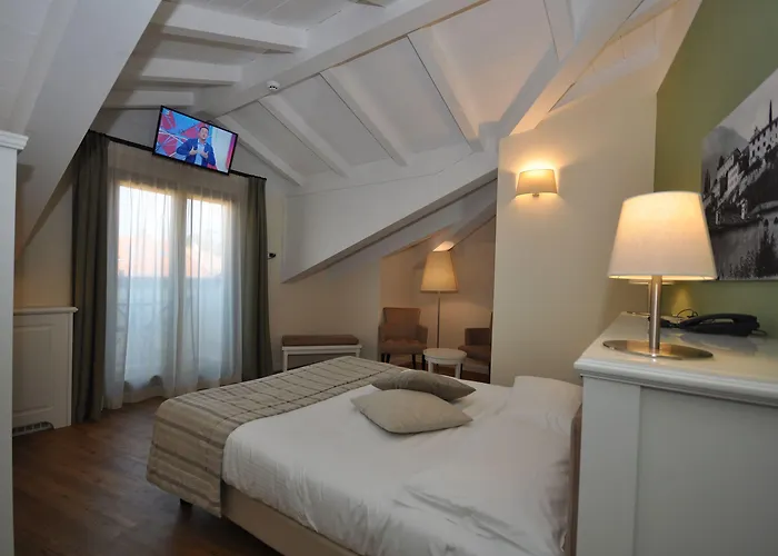 Hotel Garni 3*