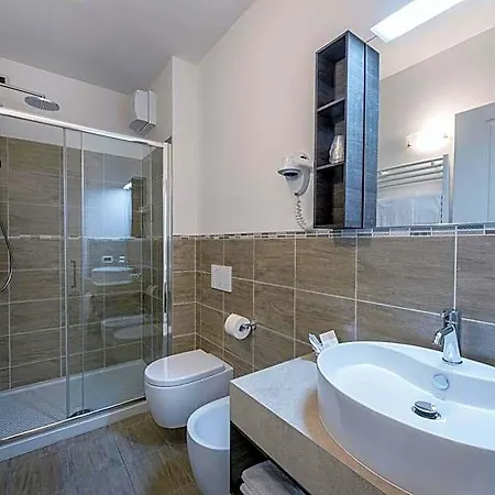 Hotel Garni 3*