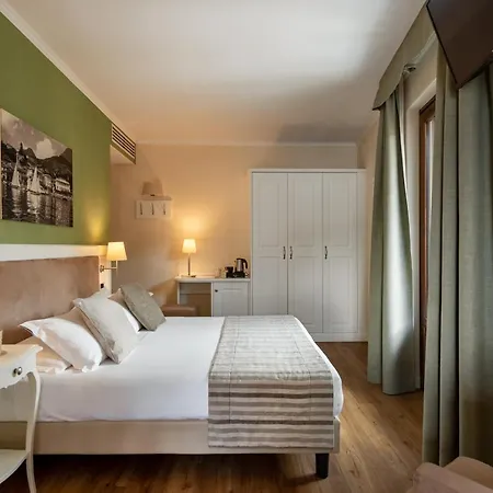 Garni 3* ميناجيو