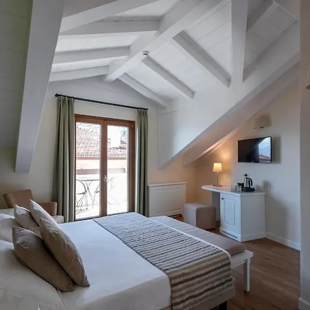 Garni 3* ميناجيو